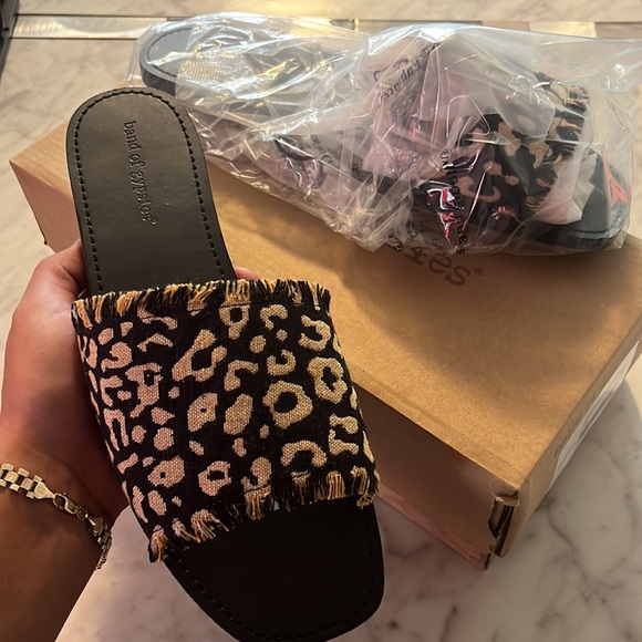 Marina Black Leopard Woven Canvas (Band of Gypsies) - Picture 2 of 4